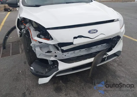 2022 Ford Escape Se Hybrid z USA, uszkodzony, nr VIN 1FMCU0BZ4NUA62137